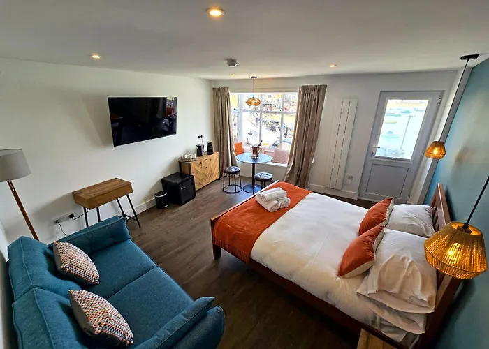 Premier 2 - Stunning Suite With Breathtaking Seaside Views
