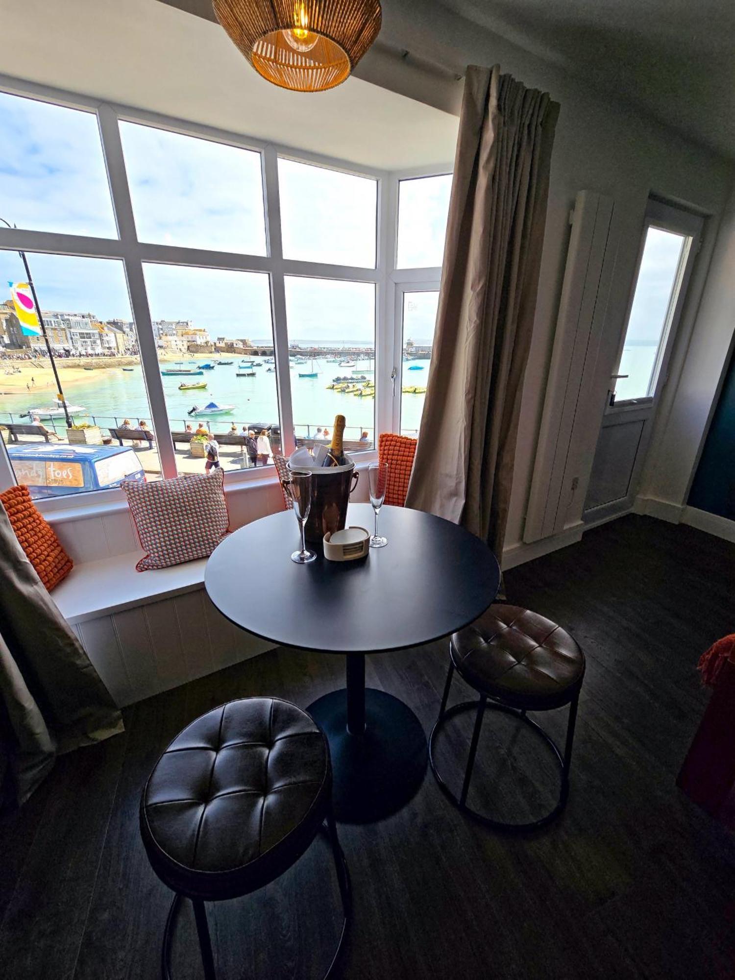 Apartment Premier 2 - Stunning With Breathtaking Seaside Views